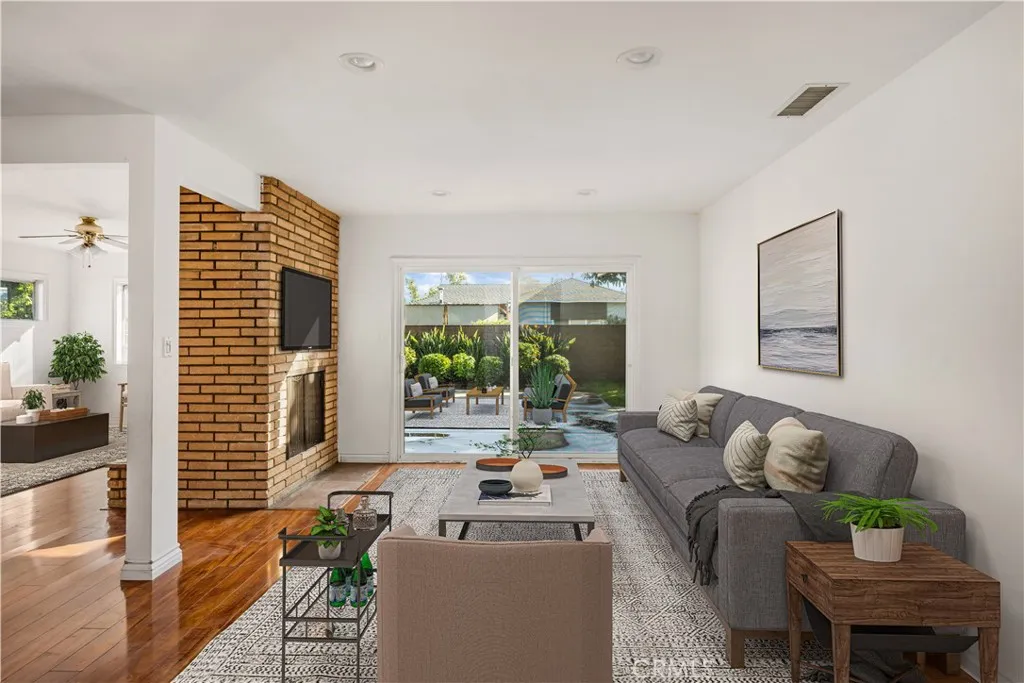 912 N Prospero Drive, Covina, California 91722 home-pic-3